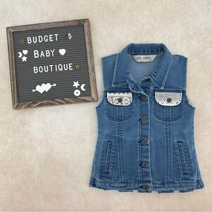 Jak & Peppar Denim Vest with Lace Pockets 5-6Y